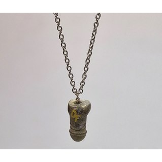 Necklace with dick, pyrite